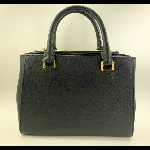 ⭐️HOST PICK⭐️BRAND NEW Michael Kors Small Purse - Picture 2 of 8